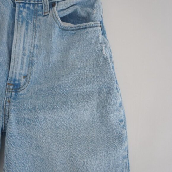 Abercrombie & Fitch 90's Straight Ultra High Rise Curve Love Light Wash Denim 25 - Picture 8 of 15